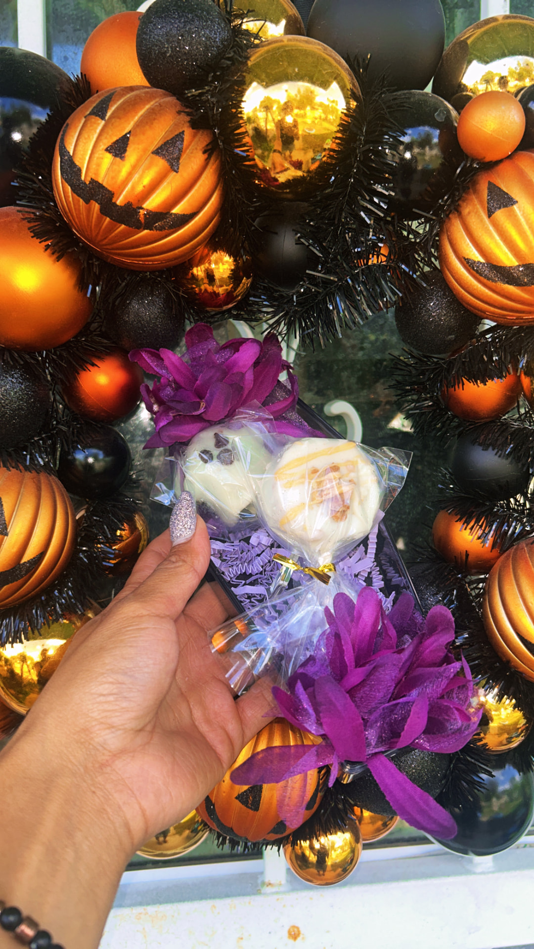 Boo basket treat box with ghost cake pops